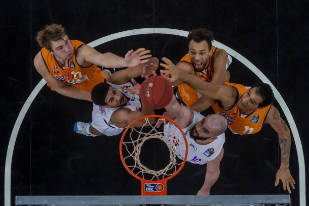 其背后蕴藏 其背后蕴藏