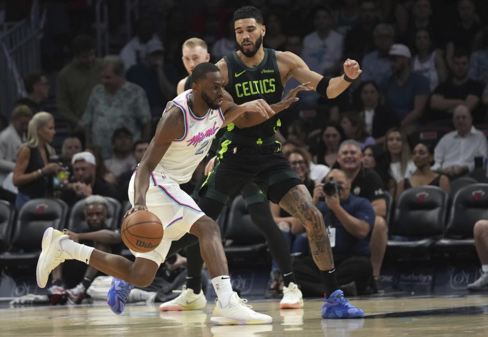 马里宁卫冕 马里宁卫冕