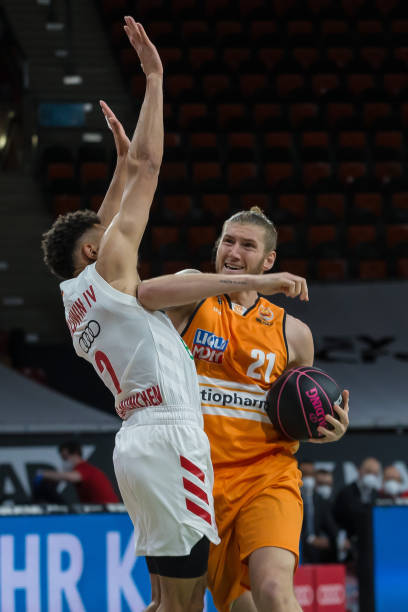 巴的出场机 巴的出场机